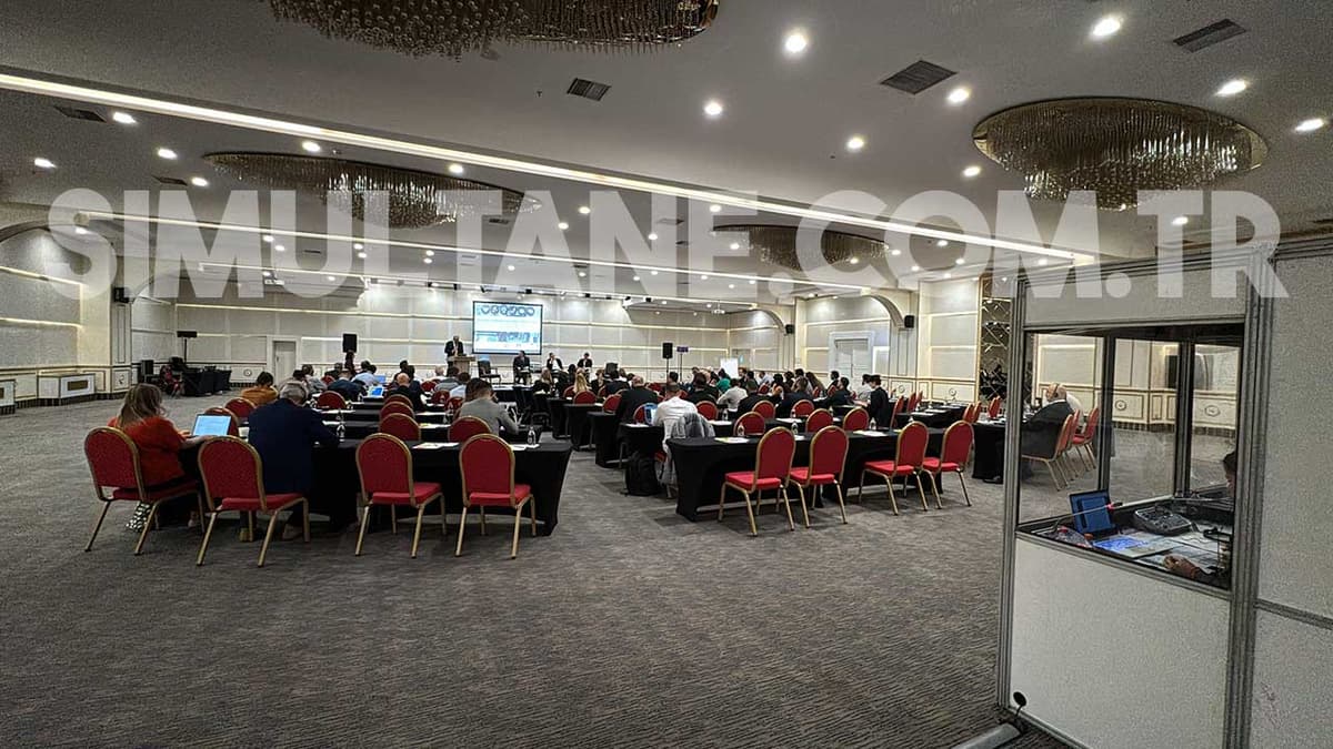 Hybrid Event Interpretation Services: Complete Guide for Multilingual Events