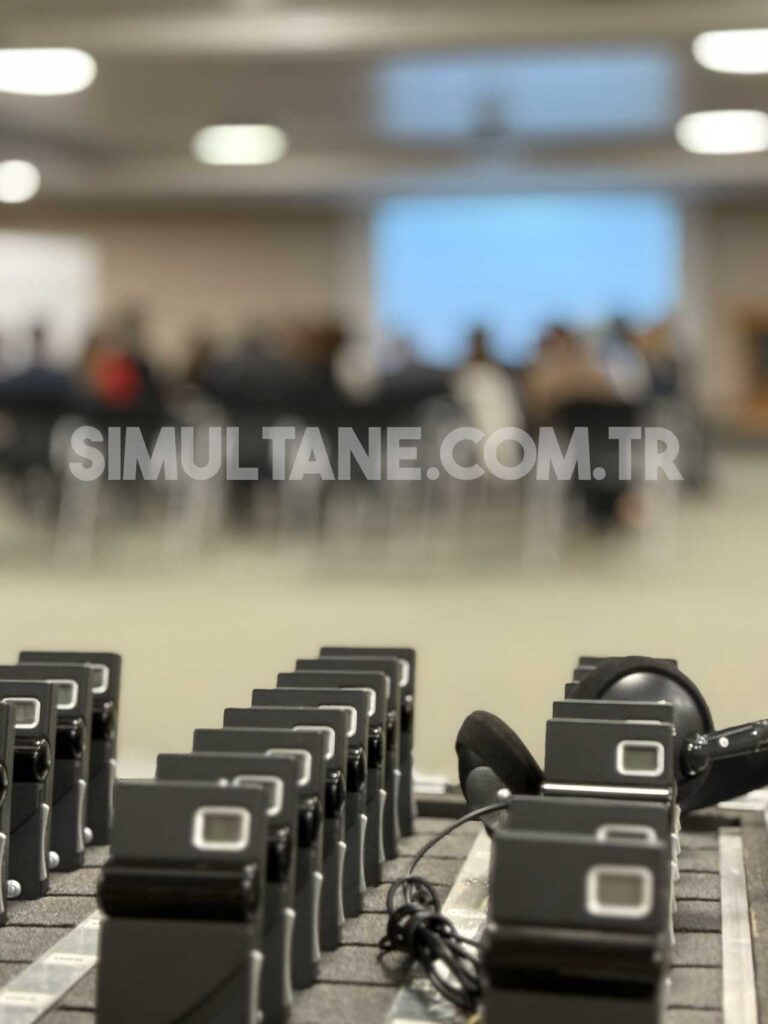 simultane kulaklık kiralama